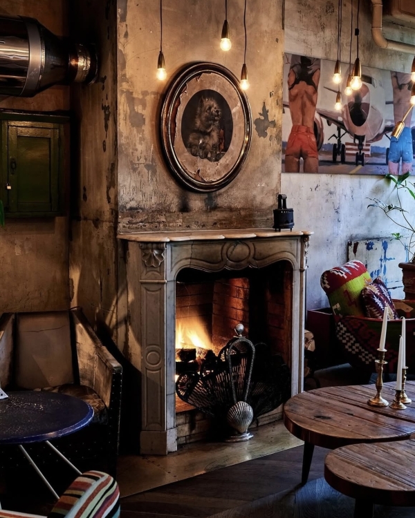 Фестиваль подруг на «Хлебозаводе», постановка «Дыры» в