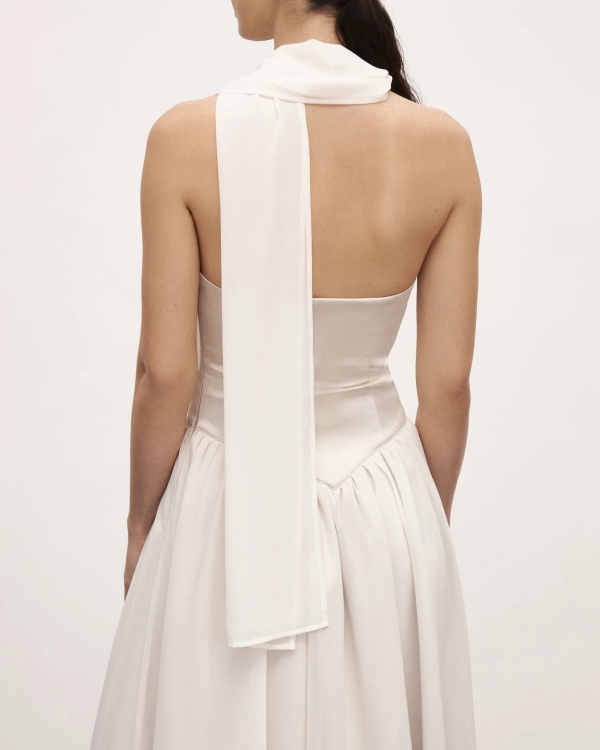 Показываем актуальные свадебные платья до 40 тысяч