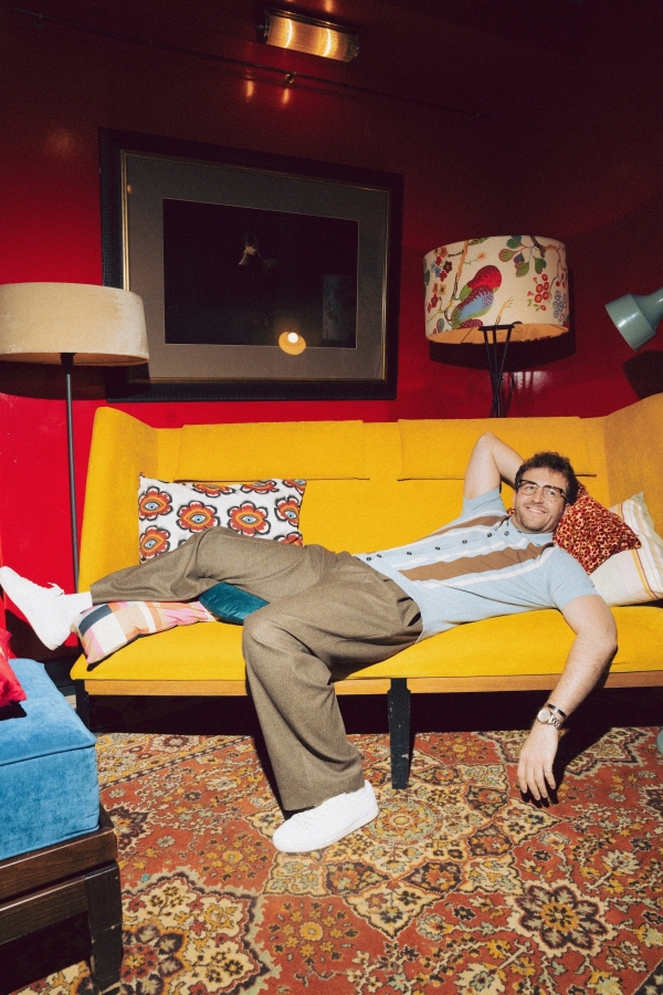 Ведущие Владислав Сапунов