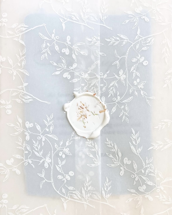 Вам письмо! 20+ минималистичных свадебных приглашений на