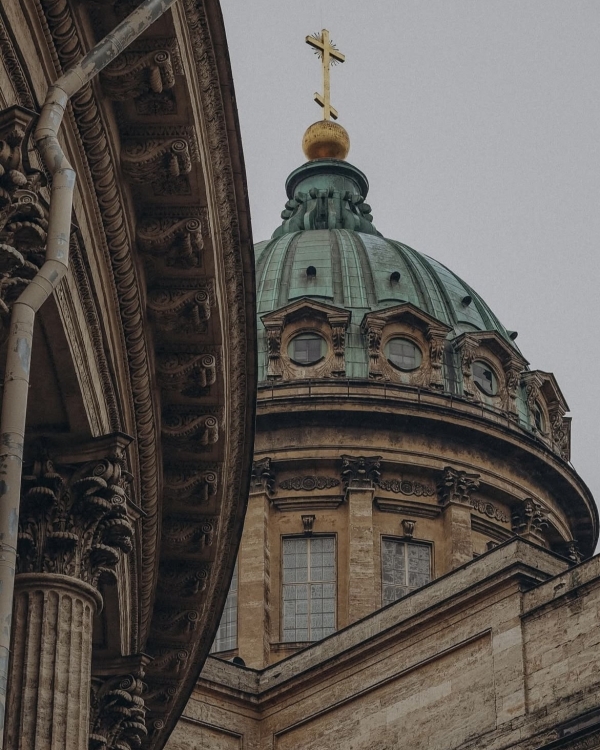 Где крестить ребенка в Петербурге?