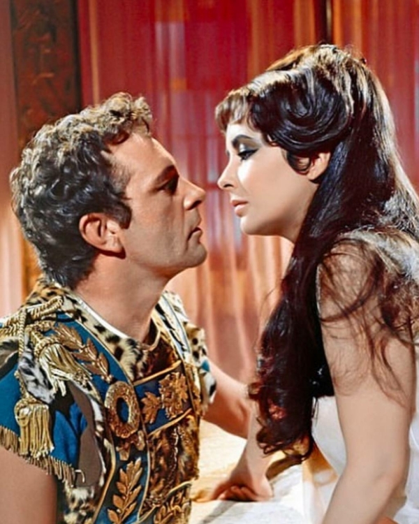 История любви Элизабет Тейлор и Ричарда Бертона