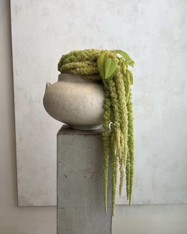 Кто создает цветочные инсталляции для мировых брендов?