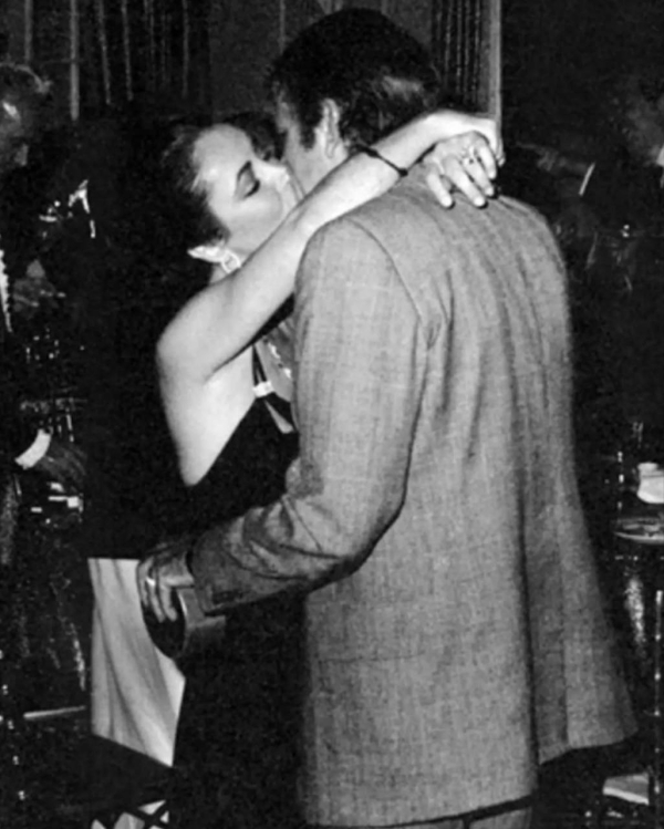 История любви Элизабет Тейлор и Ричарда Бертона