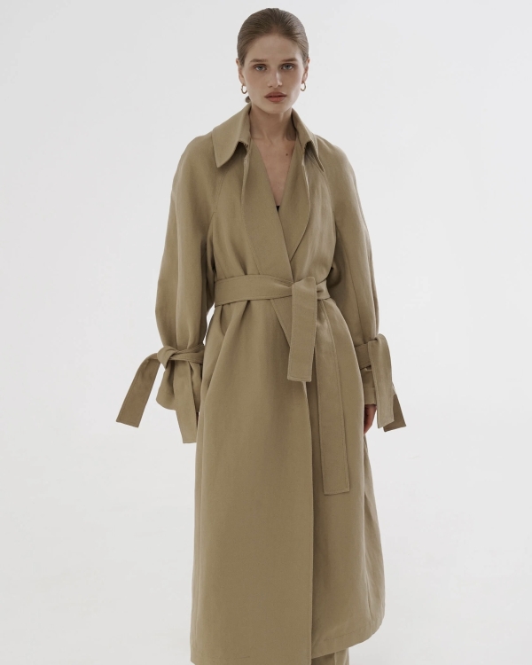 Не бежевым едины. Интересные тренчи для невест,