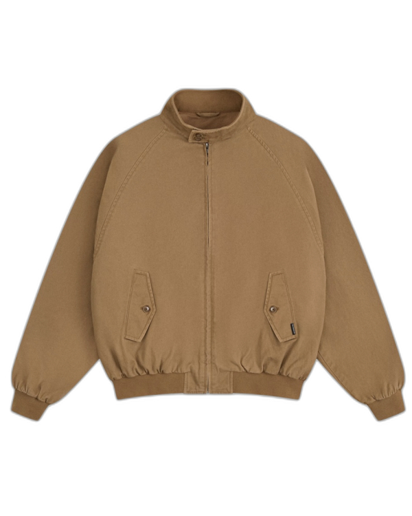 Светлая верхняя одежда на весну 2026: 30+