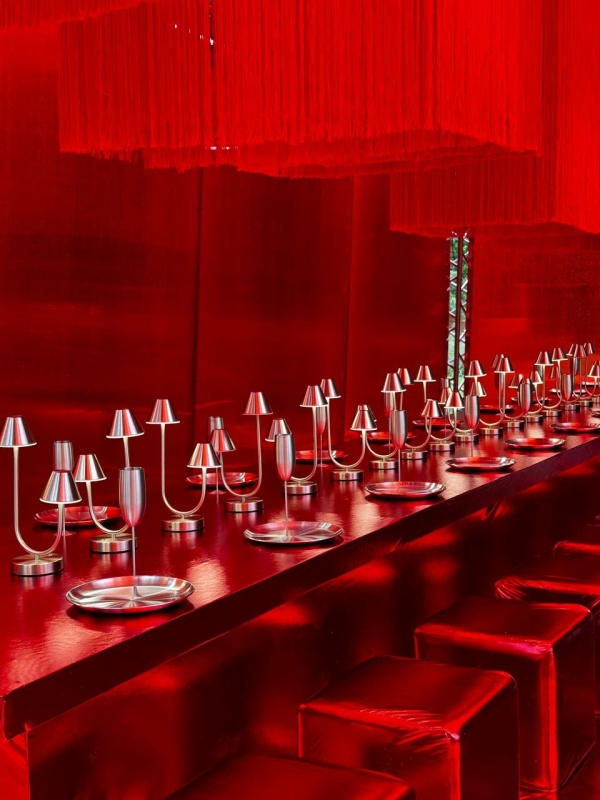 Один цвет — и ничего лишнего. Как