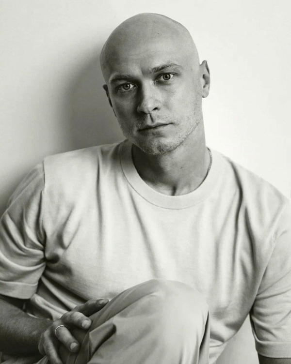 Юра Борисов и Анна Шевчук с дочерьми