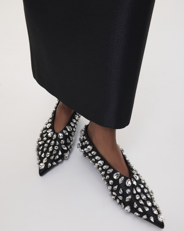 Нашли красивые свадебные туфли, в которых не