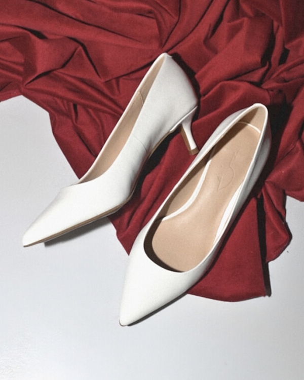 Нашли красивые свадебные туфли, в которых не