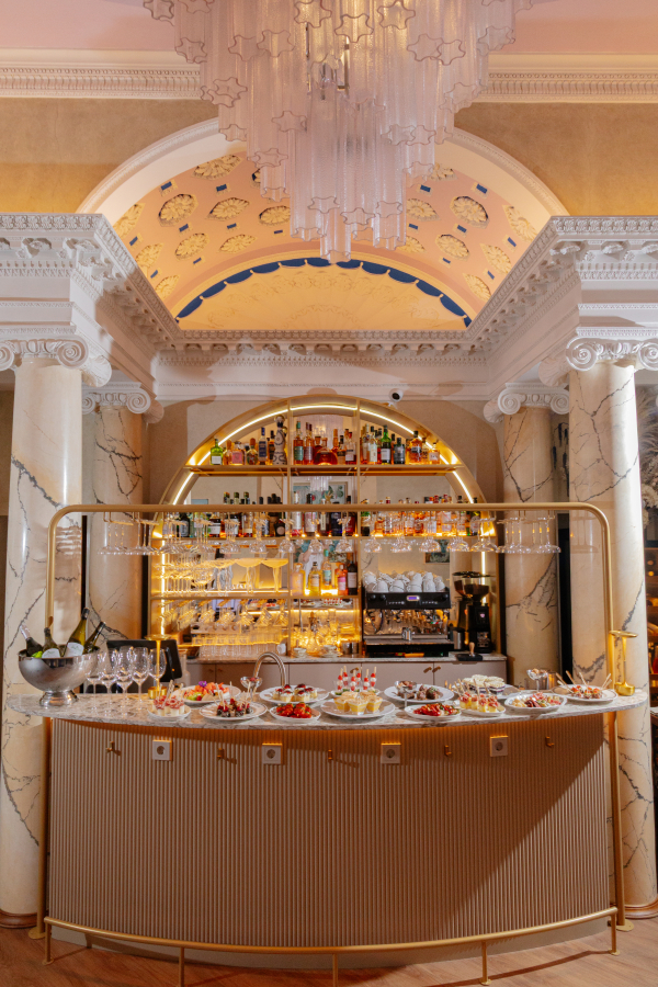 Площадки ACADEMIA Особняк SHUVALOFF