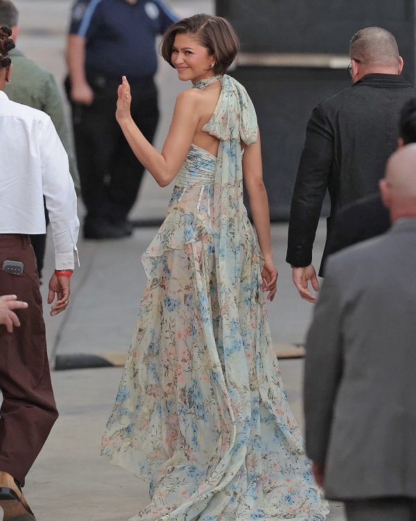 Лучшие свадебные образы Зендеи в преддверии выхода