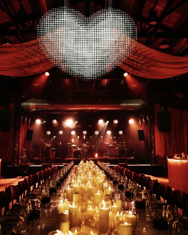 Как арт-дирекшен формирует визуальный язык события? Разбираемся