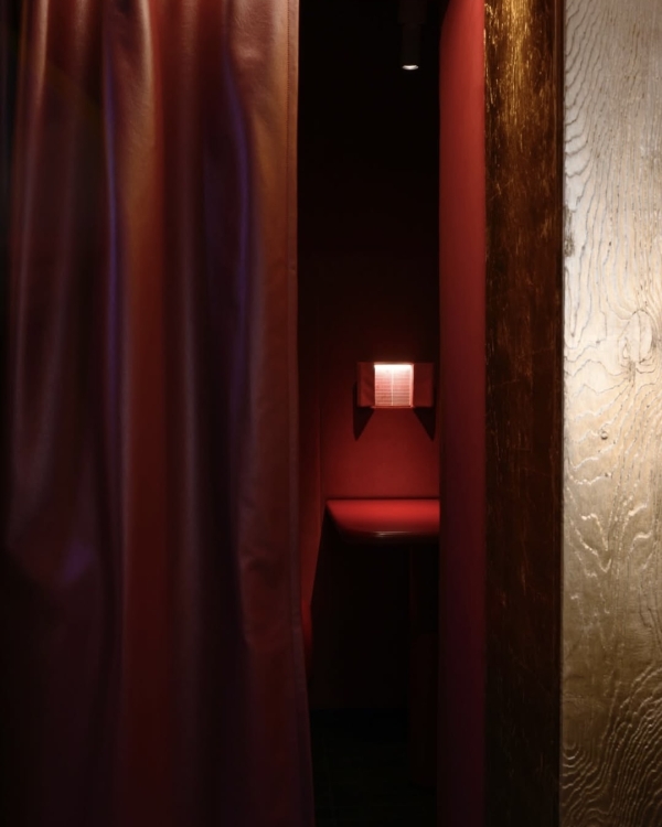 Где устроить соло-ужин в Москве: рестораны для