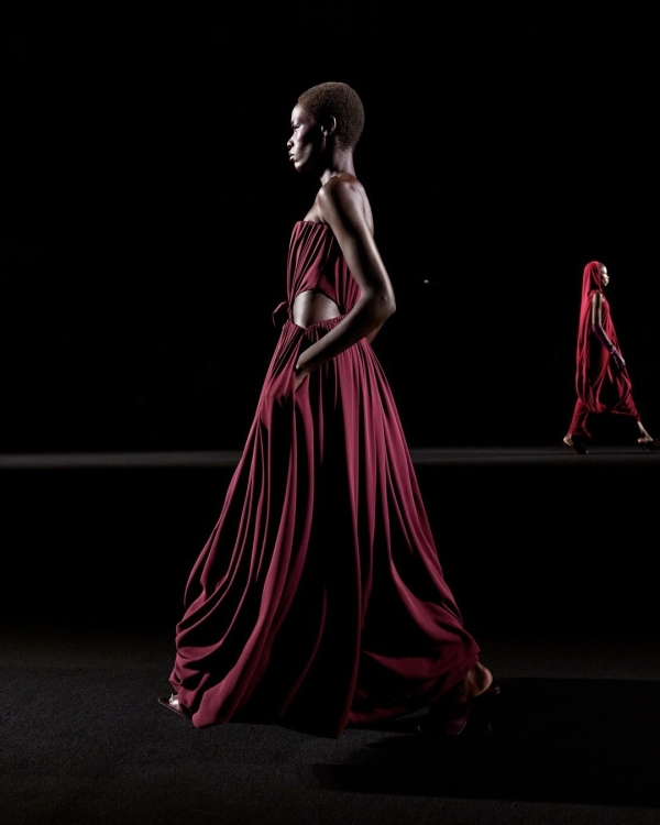 Какие тренды взять для свадебного дресс-кода с