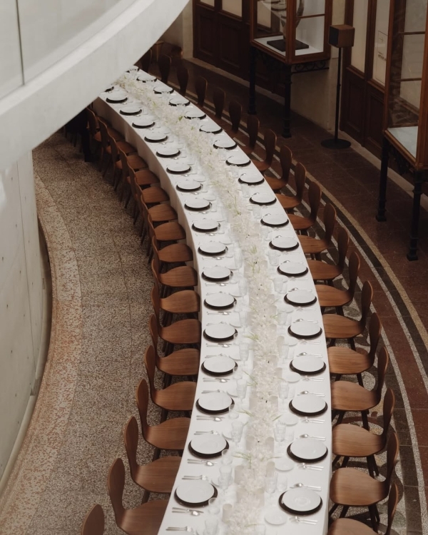 Как сделать свадьбу вне времени?