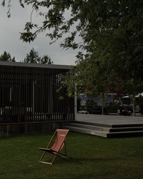 Идеи свиданий весной: 10 неочевидных и эстетичных