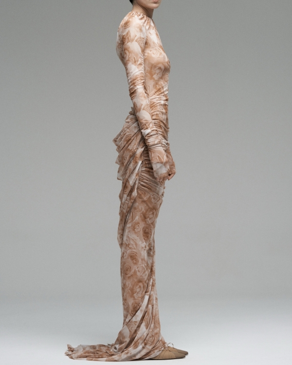 15 модных брендов, которые идеально подойдут подружке