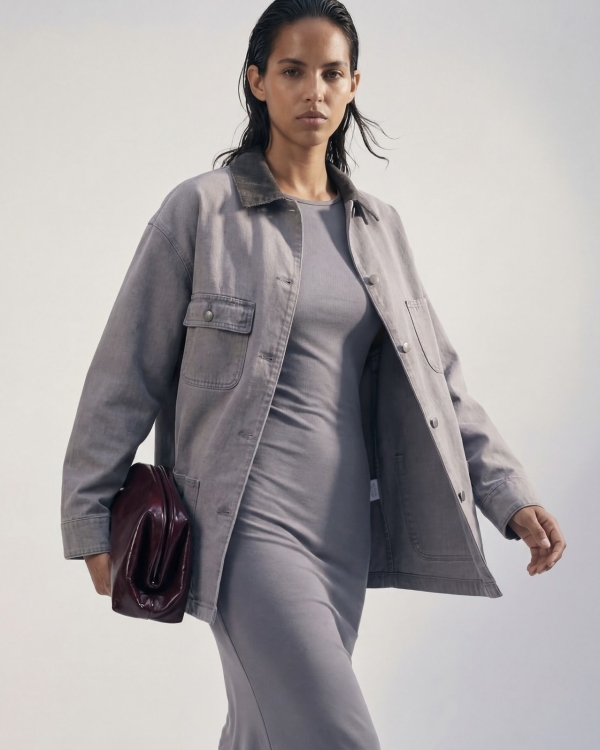 Светлая верхняя одежда на весну 2026: 30+