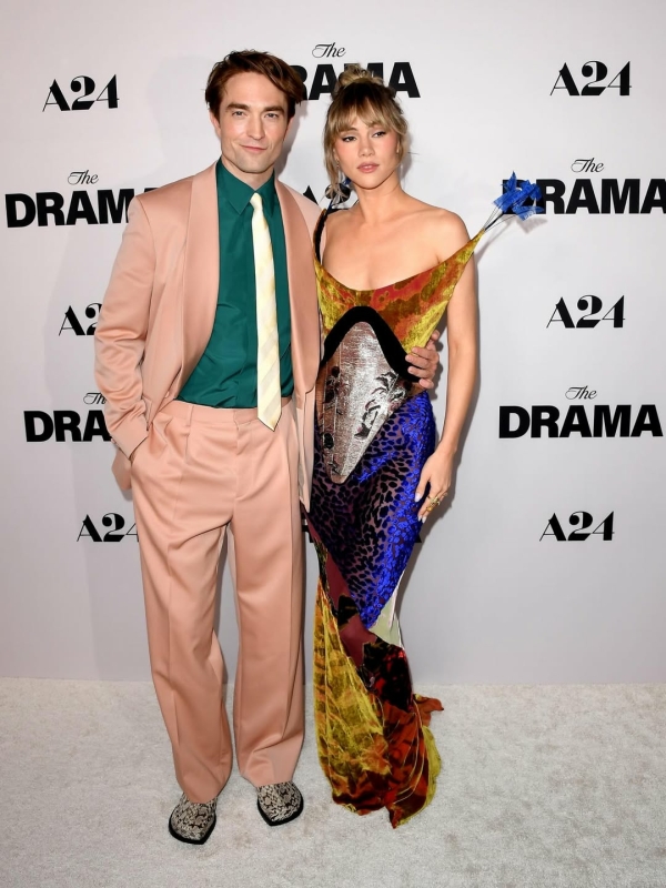 Роберт Паттинсон и Сьюки Уотерхаус сыграли тайную