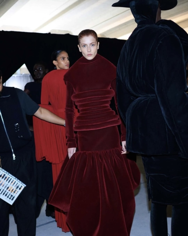 Какие тренды взять для свадебного дресс-кода с