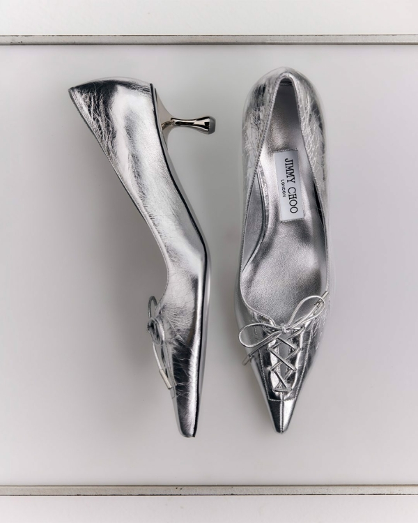 Нашли красивые свадебные туфли, в которых не