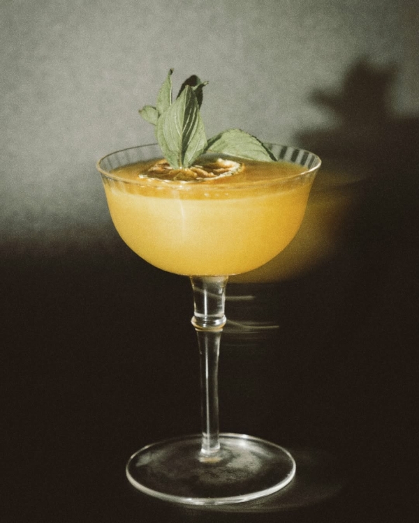 Где устроить соло-ужин в Москве: рестораны для