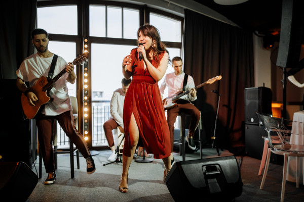 Воскресный бранч для женихов и невест в