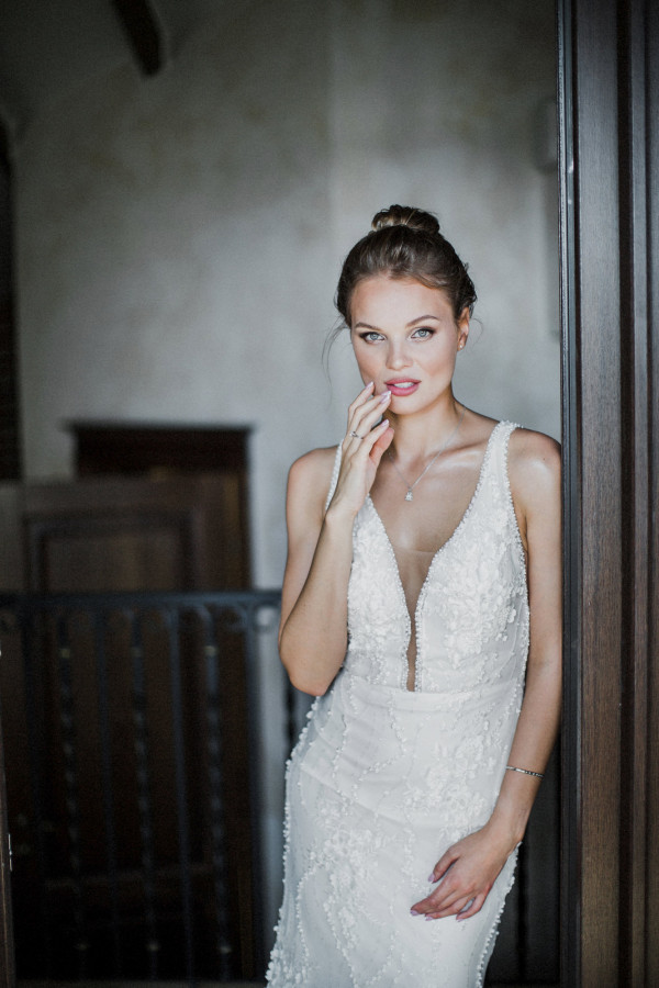 Свадебные прически 2019: тренды и примеры