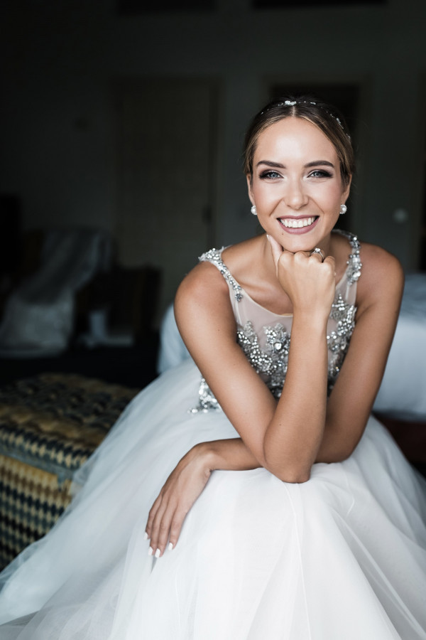 Свадебные прически 2019: тренды и примеры