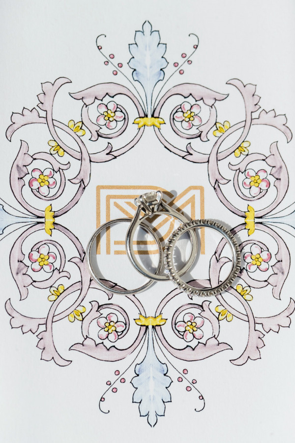 Летняя свадьба в тропическом саду