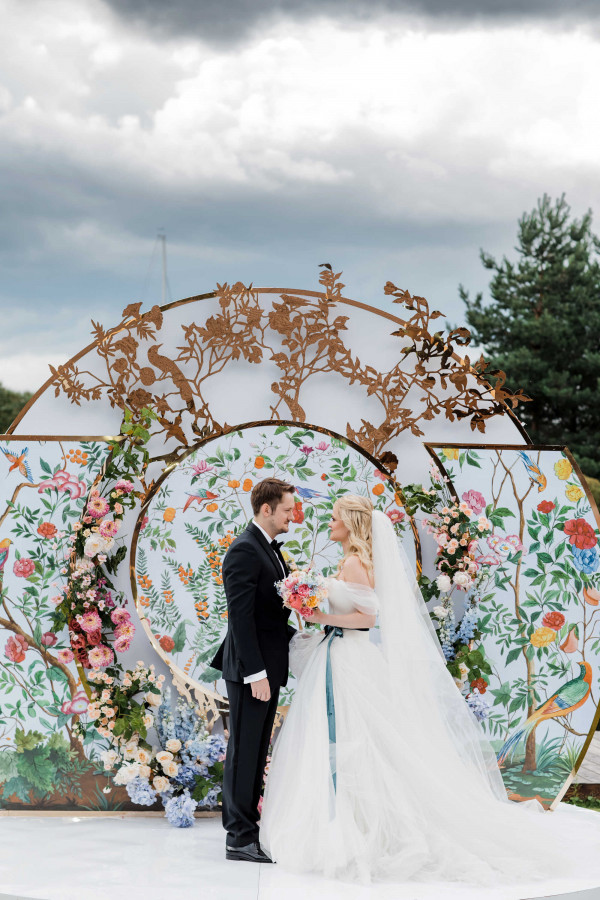 Нежная свадьба в загородном яхт-клубе