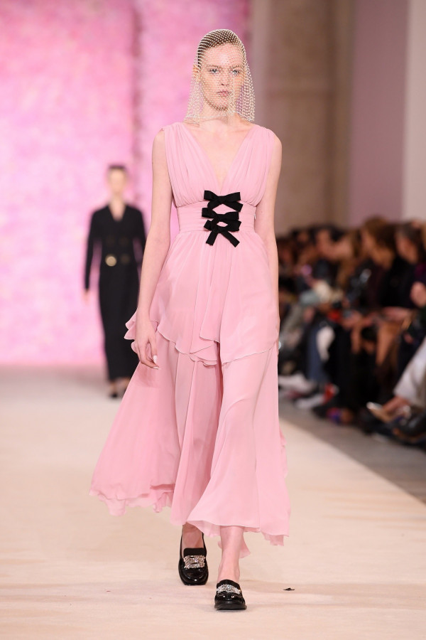 Вещь дня: жемчужная фата Sheridan Tjhung