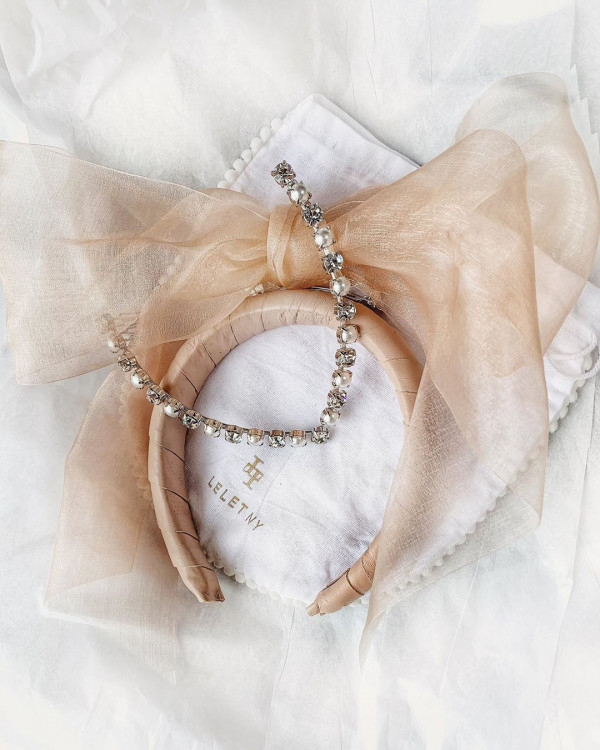 Банты из органзы, которые понравятся даже любительницам