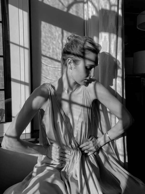 Воздушное платье и солнечный свет — все,