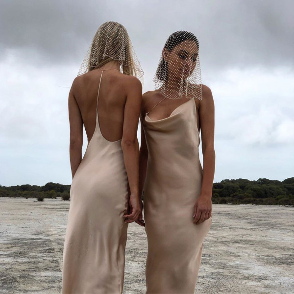 Вещь дня: жемчужная фата Sheridan Tjhung