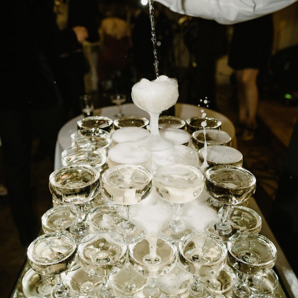 Как не расстраиваться из-за переноса свадьбы? Рассказывает