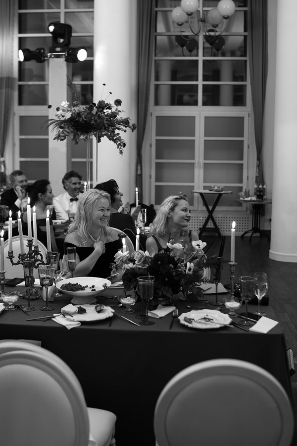 Свадьба в католическом соборе в Москве