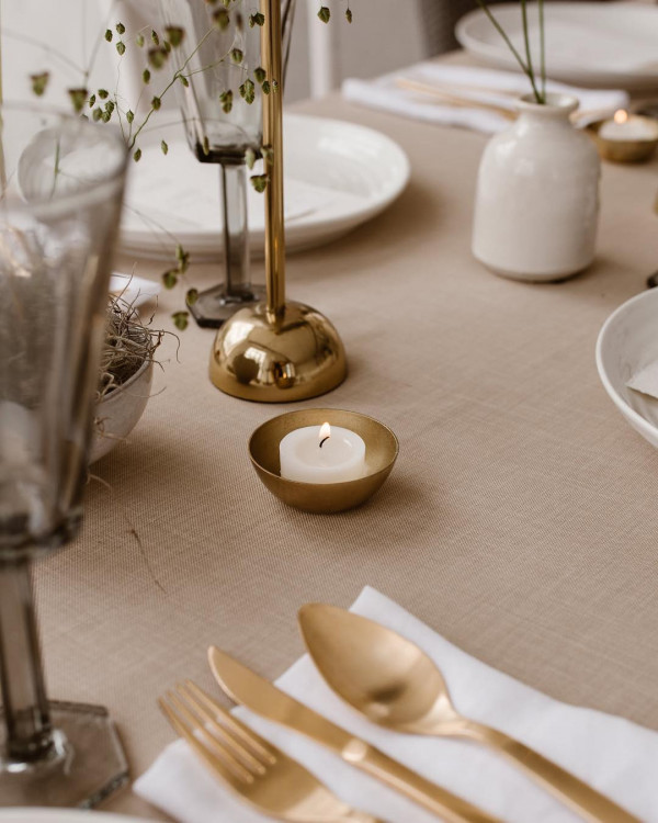 Лаконичная свадебная сервировка для убежденных минималистов