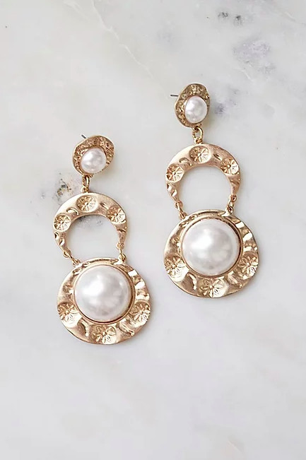 Выбирайте для свадьбы нескучные серьги с жемчугом