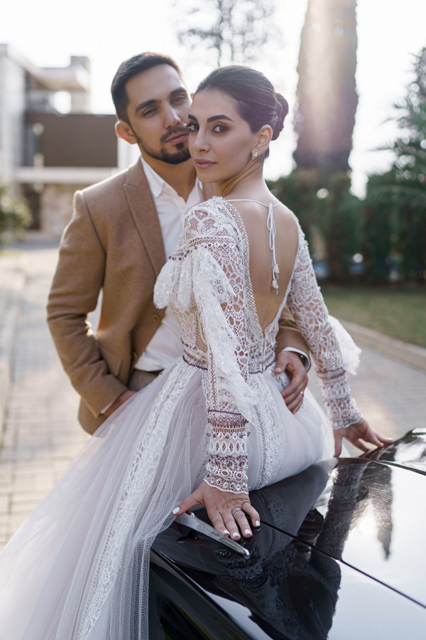 Нежная свадьба с оттенком бохо на берегу