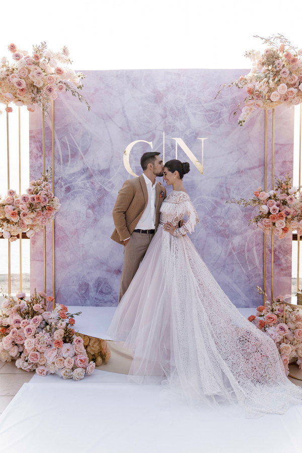 Нежная свадьба с оттенком бохо на берегу