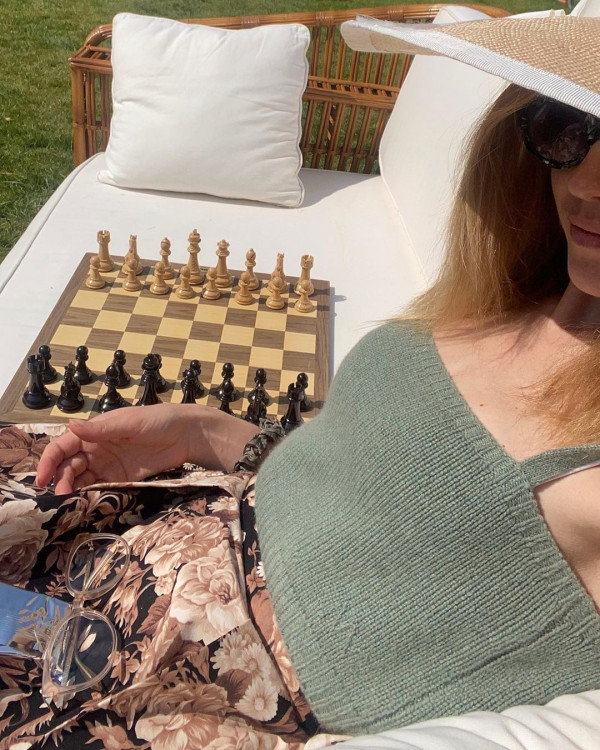 Наталья Водянова рассказала о переносе свадьбы и