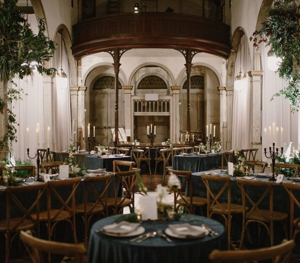 Как не расстраиваться из-за переноса свадьбы? Рассказывает