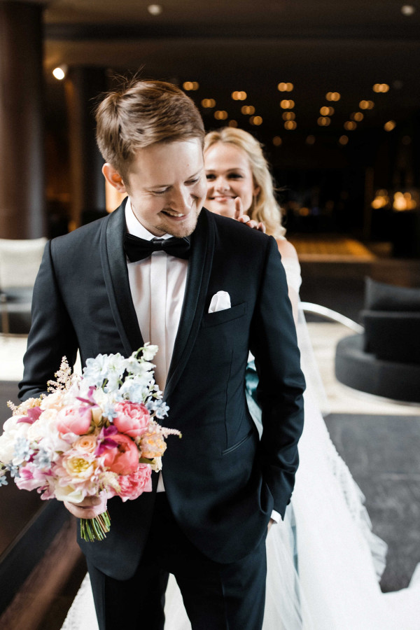 Нежная свадьба в загородном яхт-клубе