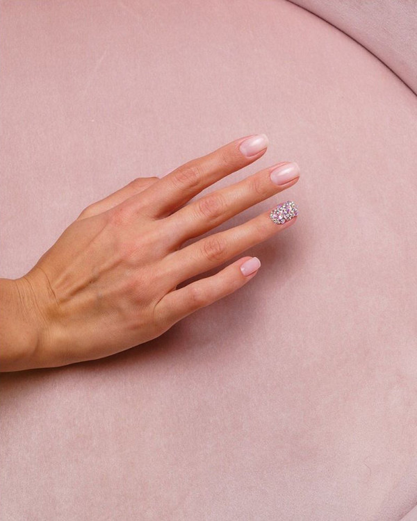 Свадебный маникюр с блестками