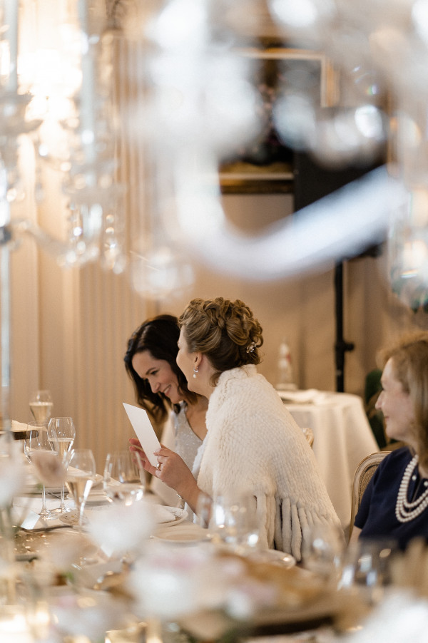 Камерная свадьба в ресторане Butler со свечами