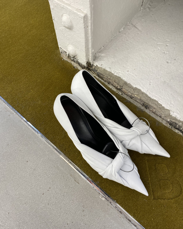 Какие туфли надеть на свадьбу в этом