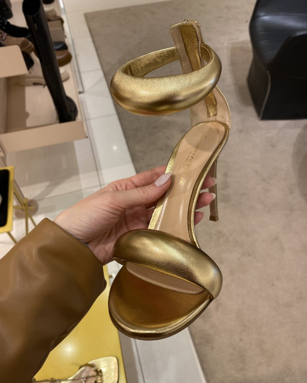 Какие туфли надеть на свадьбу в этом