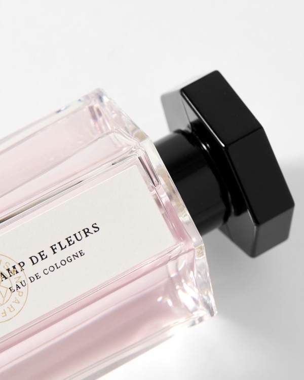 5 селективных ароматов с цветочными нотами для